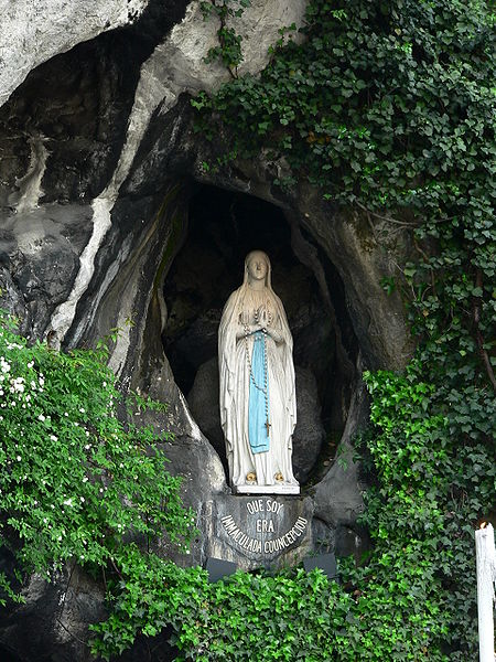 Il Santo Rosario In Diretta Da Lourdes